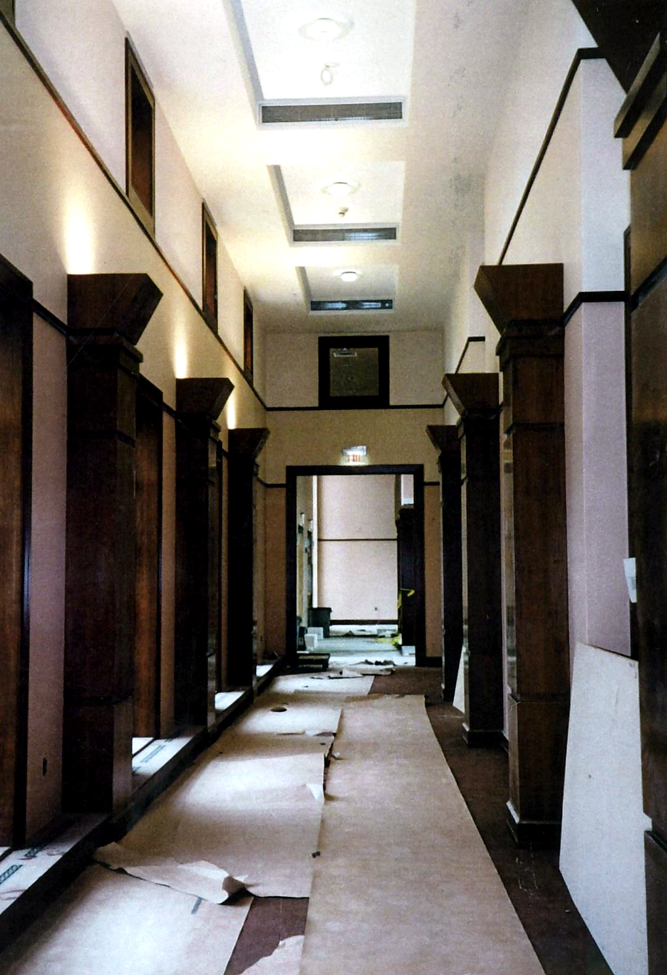 commercial-interior-corridor-01